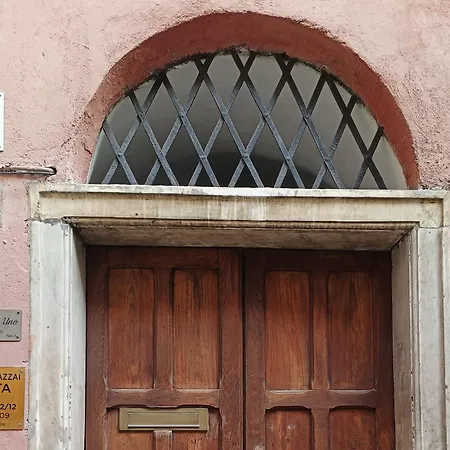 Lavagna Uno * Génova