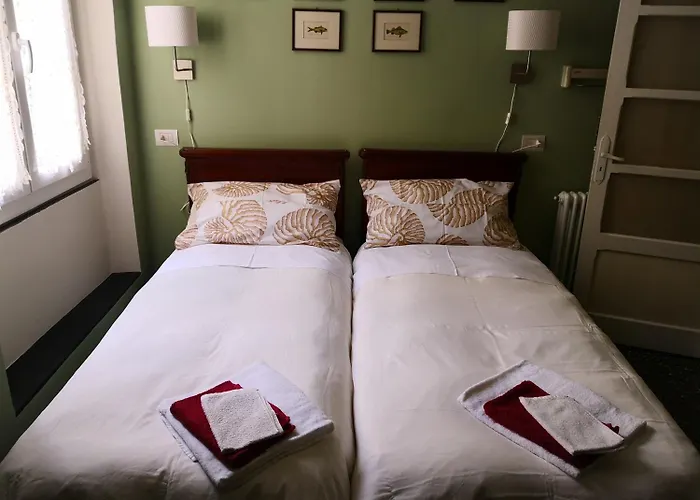 Lavagna Uno Bed & Breakfast *