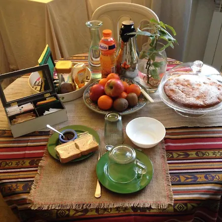 Lavagna Uno Bed & Breakfast Genoa