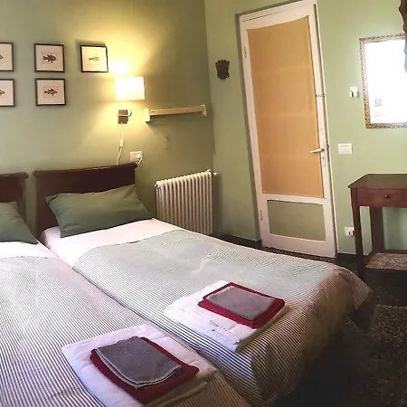 Lavagna Uno * 제노바