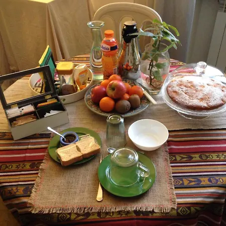 Lavagna Uno Bed and Breakfast Γένοβα